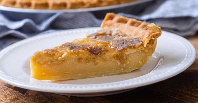 Old Fashioned Mapleine Pie