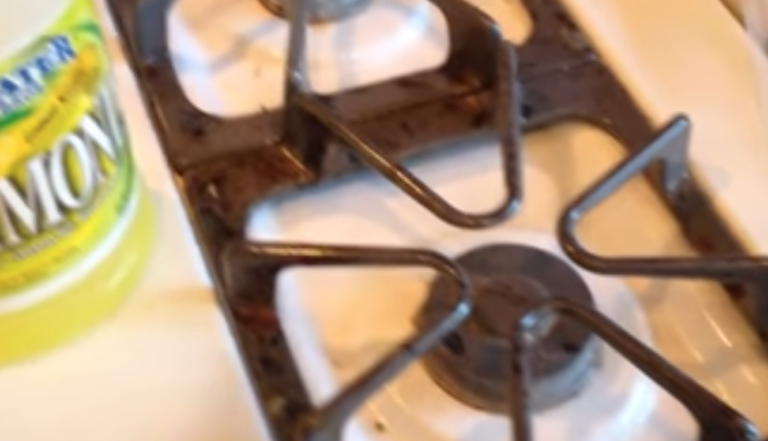 How To Get Burned Food Off Your Range Gates Without Scrubbing