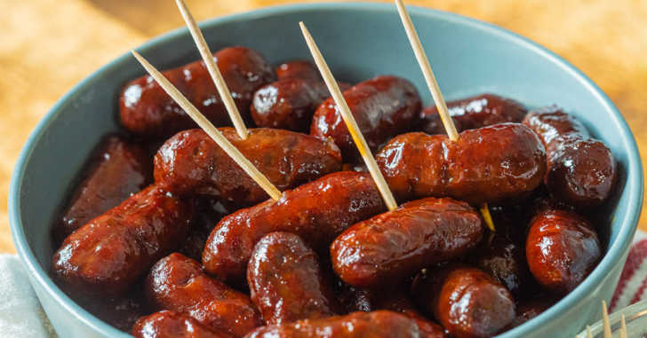 Slow Cooker Little Smokies Recipe (Cocktail Weenies)