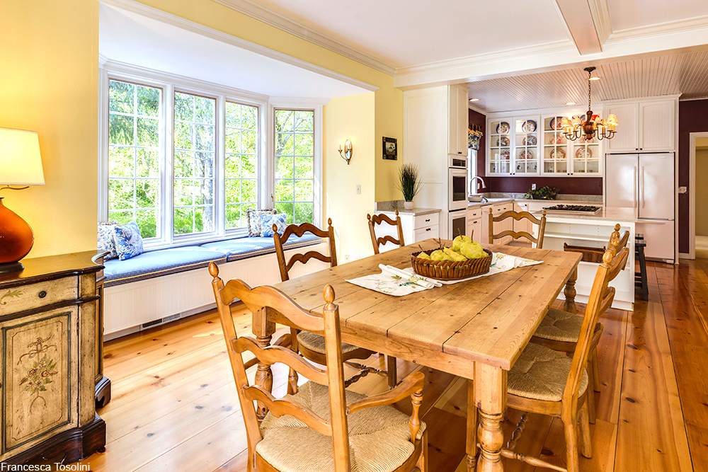 farmhouse style dining room