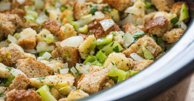 Slow Cooker Stuffing