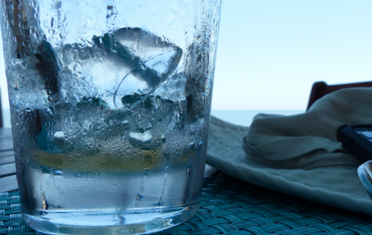 Should You Drink Water At Cold Or Room Temperature?