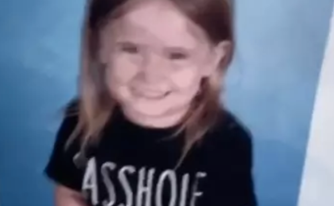 Mom Is Horrified After Seeing That Her Toddler Had A Major Outfit Fail For School Photo Day
