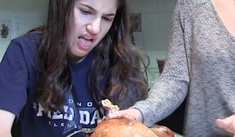 Parents Pull The ‘Pregnant Turkey’ Prank On Their Kids