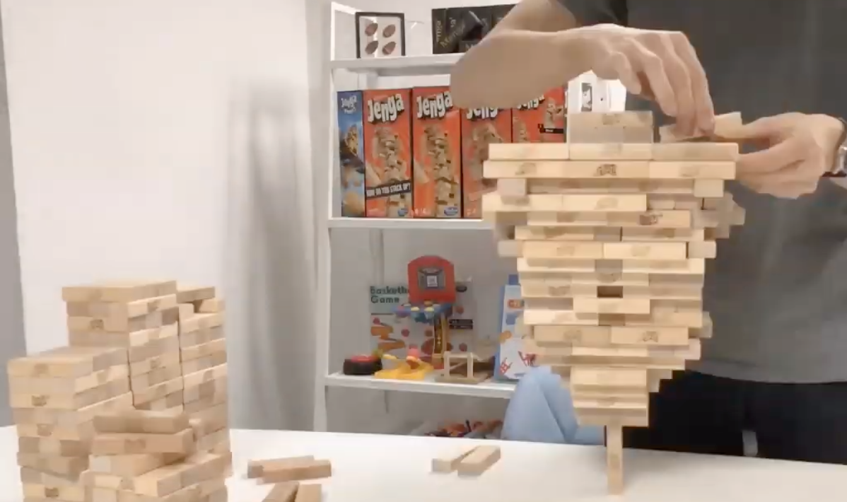 Man Sets A Jenga Block Vertical Stacking World Record With 518 Blocks