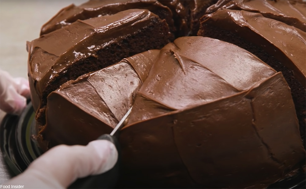 Portillo's chocolate cake being cut