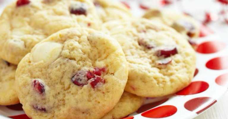 White Chocolate Cranberry Cookies