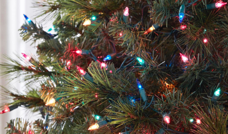 How Many Lights Do You Need For Your Christmas Tree?