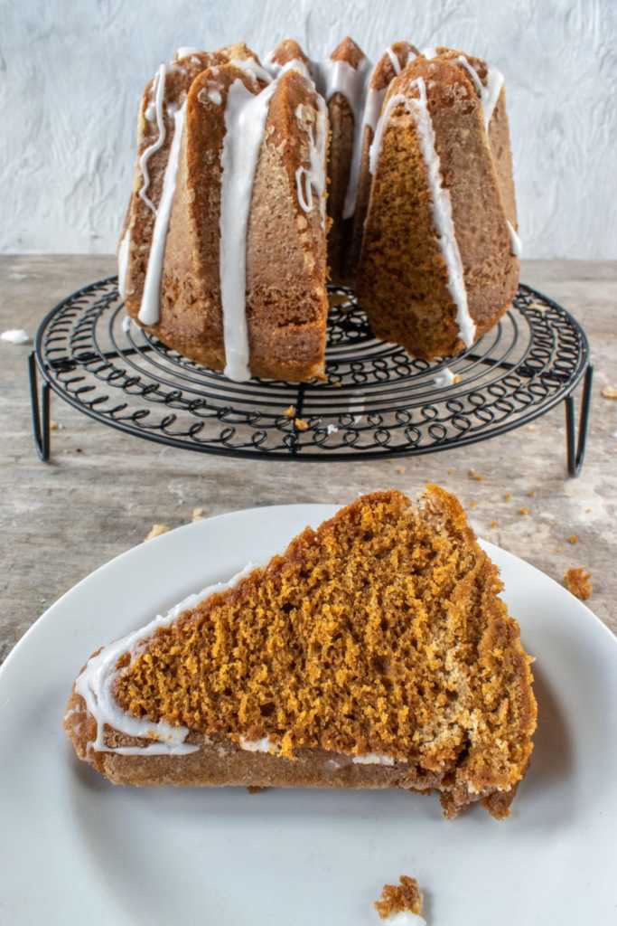 Gingerbread Bundt Cake with Ginger and Cinnamon Glaze