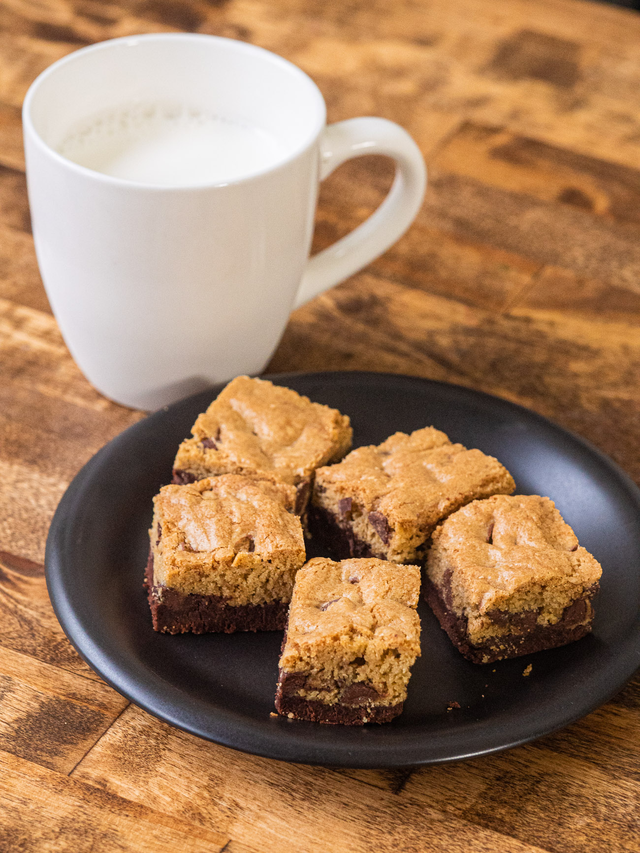 Chocolate Brookie Bars