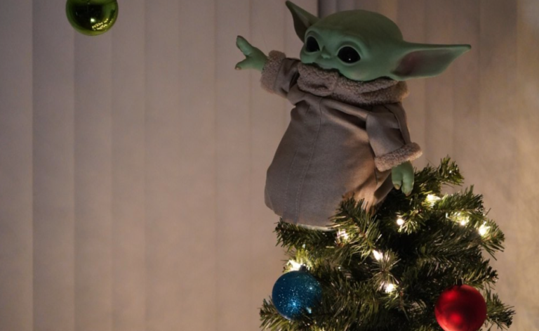 Many People Are Putting Baby Yoda As A Christmas Tree Topper This Year