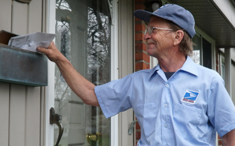 15 People You Should Tip For The Holidays