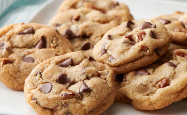 New Survey Shows What America’s Favorite Holiday Cookies Are