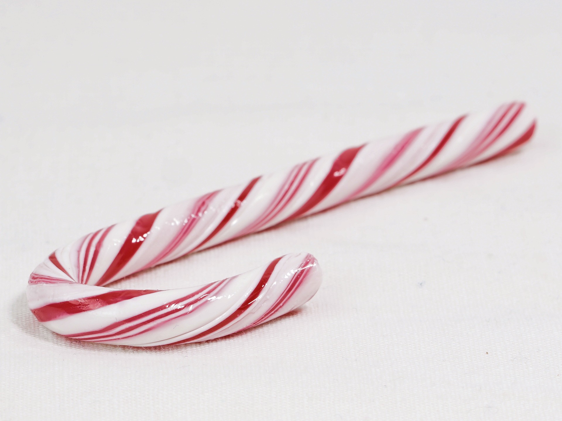 How Candy Canes Are Made 12 Tomatoes