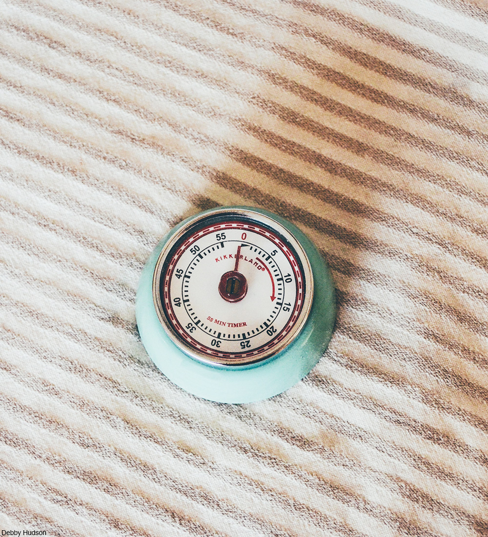 kitchen timer on kitchen towel