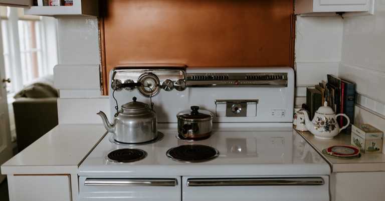 How to Make Cleaning Chores Easier