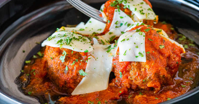 Slow Cooker Meatballs and Marinara