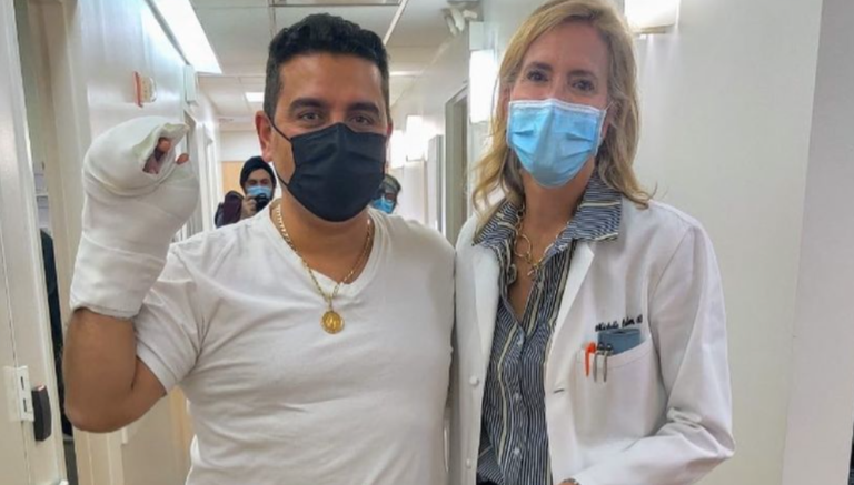 Cake Boss Star Buddy Valastro Made A Cake For The Medical Staff That Helped Him Recover