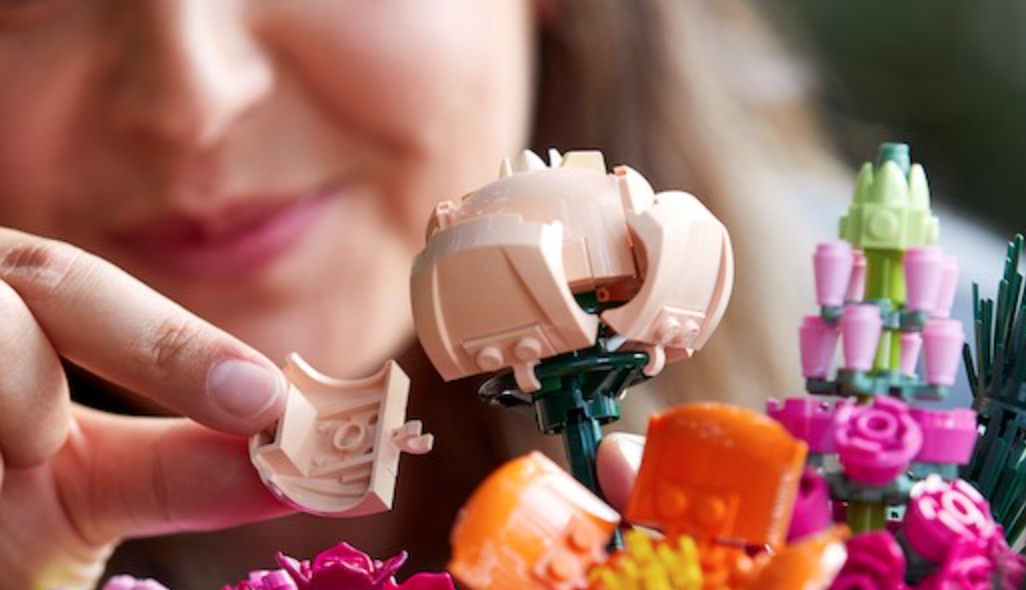 New LEGO Flower Collection Lets You Build Plants That Will Never Die