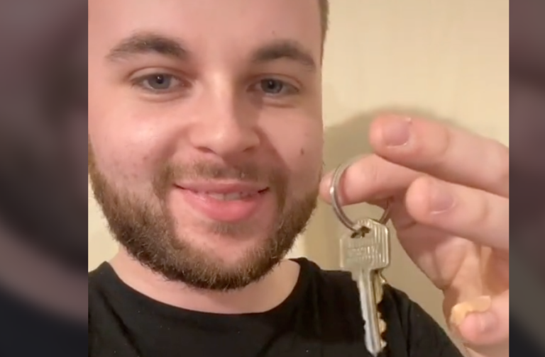 Son Pays Off His Dad’s Mortgage In Viral TikTok Video And Brings Him To Tears
