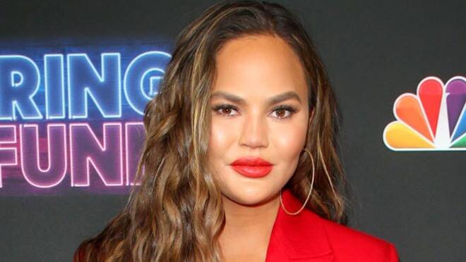 Chrissy Teigen Revealed She’s Putting Two Ovens In Her New Kitchen