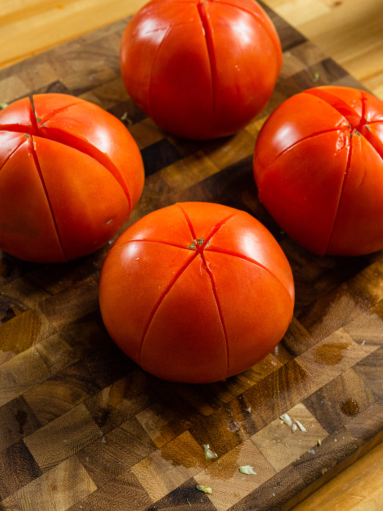 cut tomatoes for Low Carb Taco Tomatoes