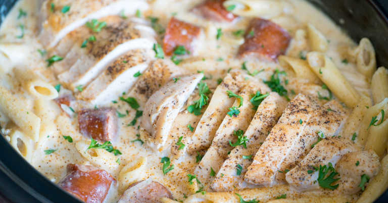 Slow Cooker Cajun Chicken Alfredo