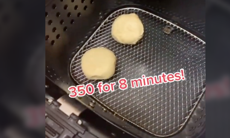 People Are Making Deep-Fried Oreos In The Air Fryer
