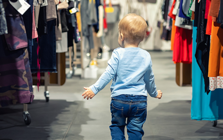 Mom Shares Life-Saving Hack On TikTok For Finding A Lost Child In A Public Place