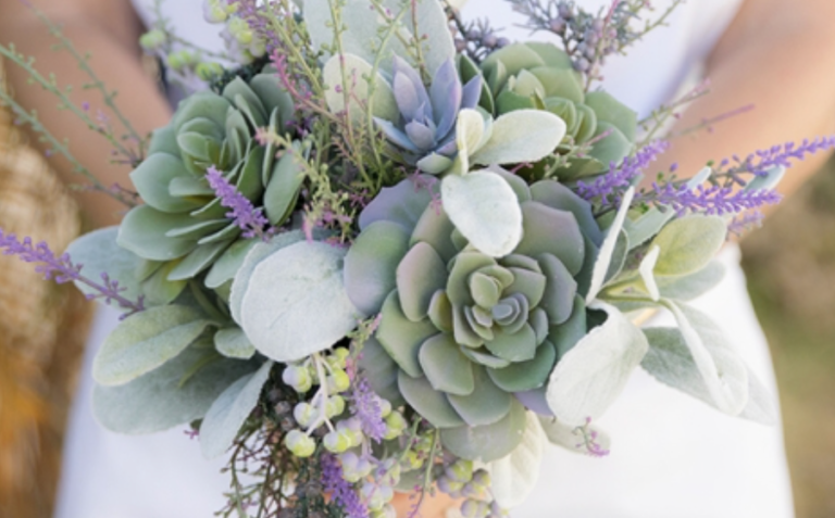 Couples Are Replacing Wedding Flowers With Succulents