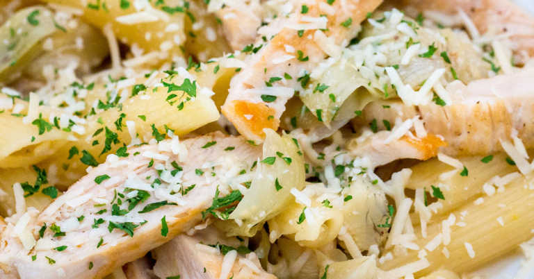 Penne With Chicken and Artichokes
