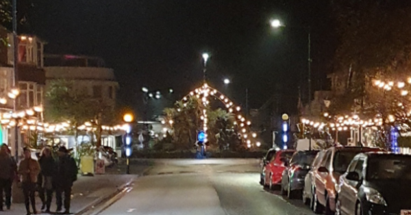 Town Turns Christmas Lights Back On To Help People Deal With Pandemic