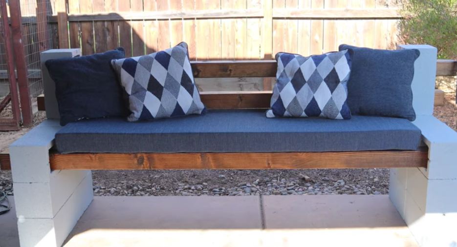 Diy Bench Out Of Cinder Blocks, Cinder Block Outdoor Furniture
