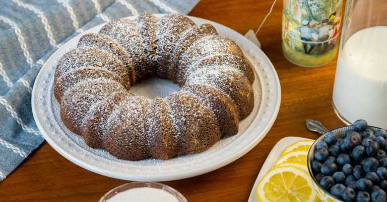 Czech Poppy Seed Cake