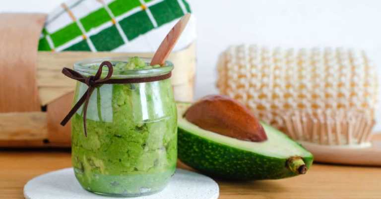 Avocado Oatmeal Face Mask