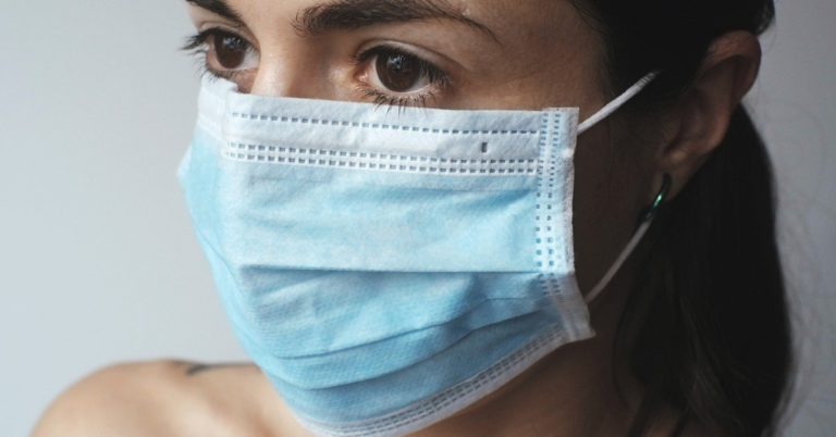 Makeup Artist Shares How To Keep Lipstick From Getting On The Inside Of Your Face Mask