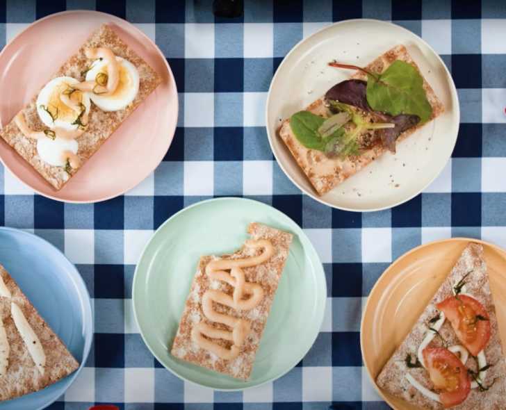 The Über Efficient Food Tubes That Are Beloved in Sweden 12 Tomatoes