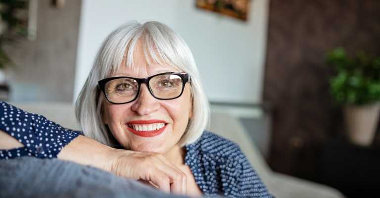 Makeup Tips for Women with Gray Hair