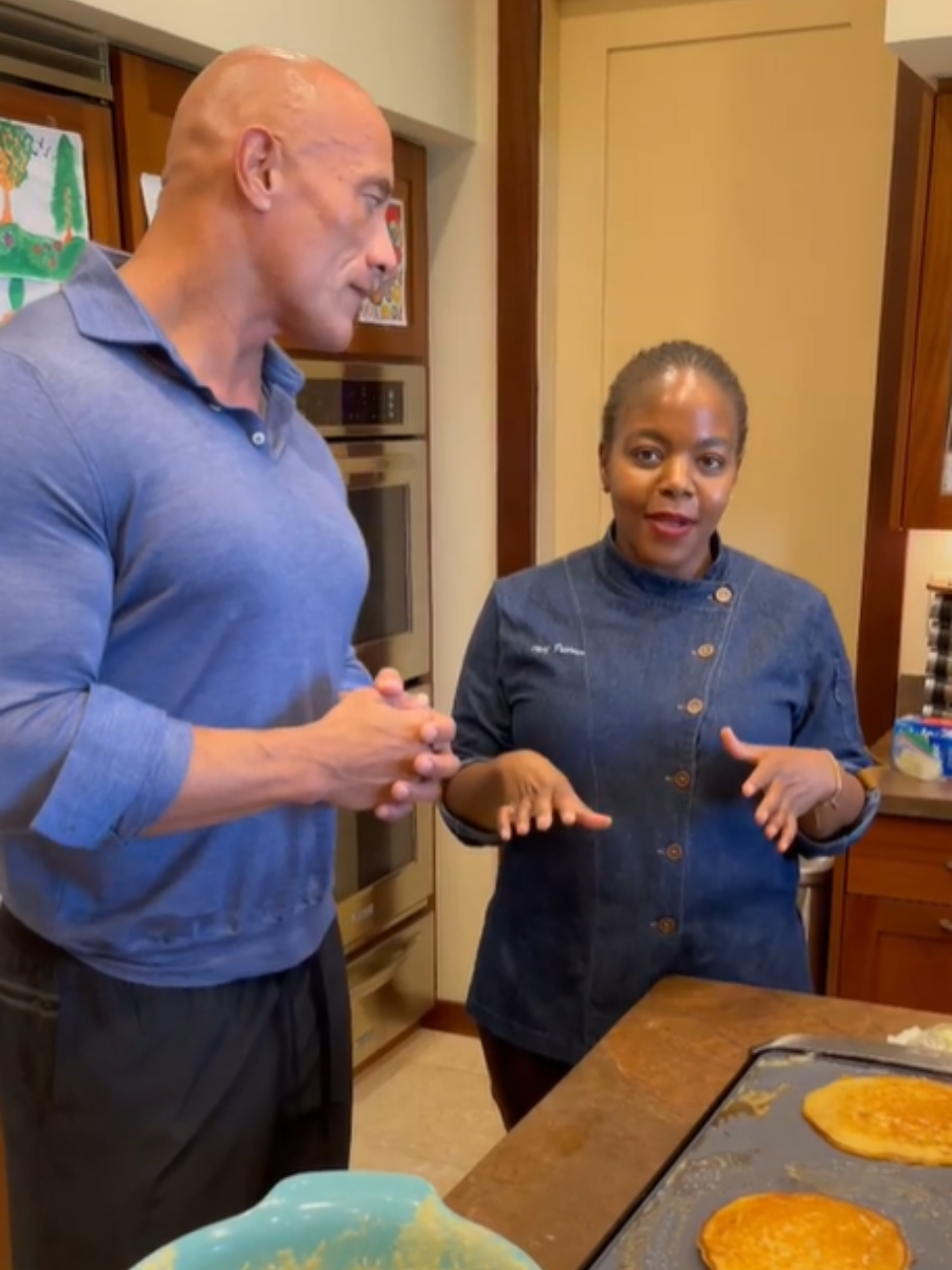 Dwayne 'The Rock' Johnson Shared His Recipe For Coconut Banana Pancakes |  12 Tomatoes