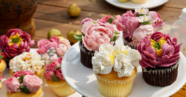 Former Contestants Share What It’s Like To Apply For ‘The Great British Bakeoff’