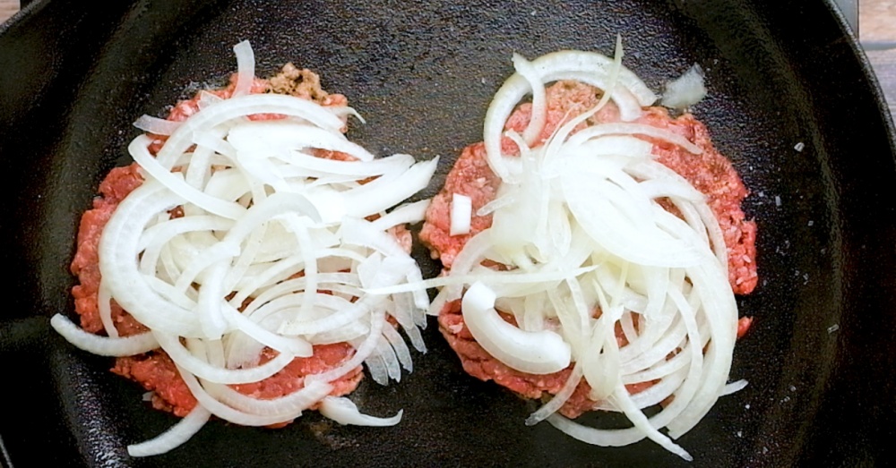 https://cdn.greatlifepublishing.net/wp-content/uploads/sites/2/2021/03/30111145/Oklahoma-Fried-Onion-Burgers-OG-1.jpg