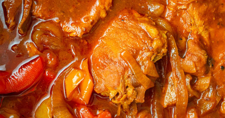 Slow Cooker Pork Chops and Peppers