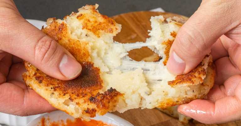 Cheesey Korean Hotteok (Potato Pancakes)