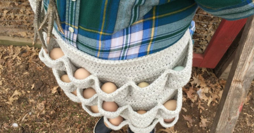 Original Egg Apron,16 Pocket Egg Apron,Harvesting Chicken Eggs,Crochet Half  Apron,Made to Order in Your Colors,Egg Collecting,Egg Gathering