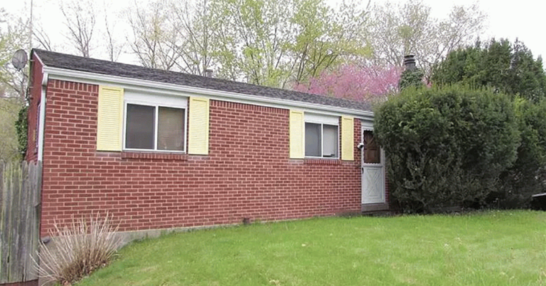 The Inside Of This ‘Normal-Looking’ House Does Not Match The Outside