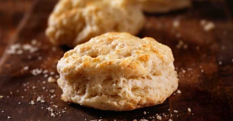 Cracker Barrel Buttermilk Biscuits