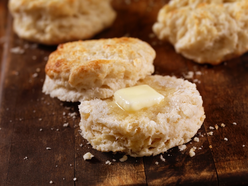 Cracker Barrel Buttermilk Biscuits