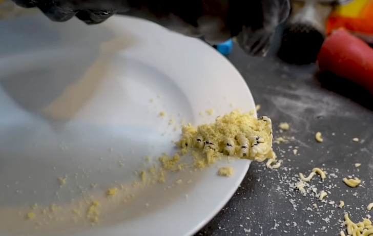 ramen being used to repair a broken plate