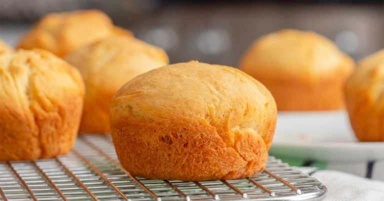 Sally Lunn Rolls