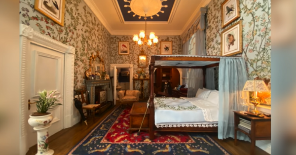 YouTubers Prank Airbnb With An 18th-Century Dollhouse